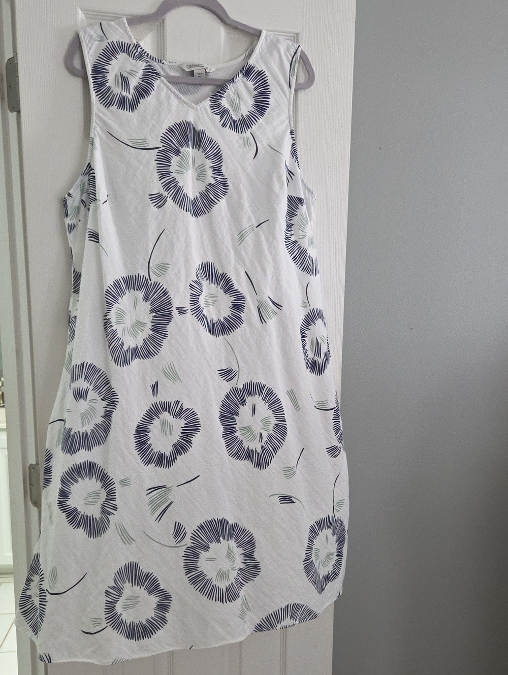 Coldwater Creek White Sleeveless Floral Shift Dress with Navy Print